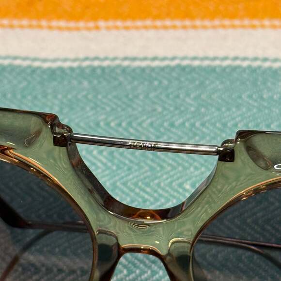 Fendi Oversized Gradient Sunglasses with Original Leather Case main image 16